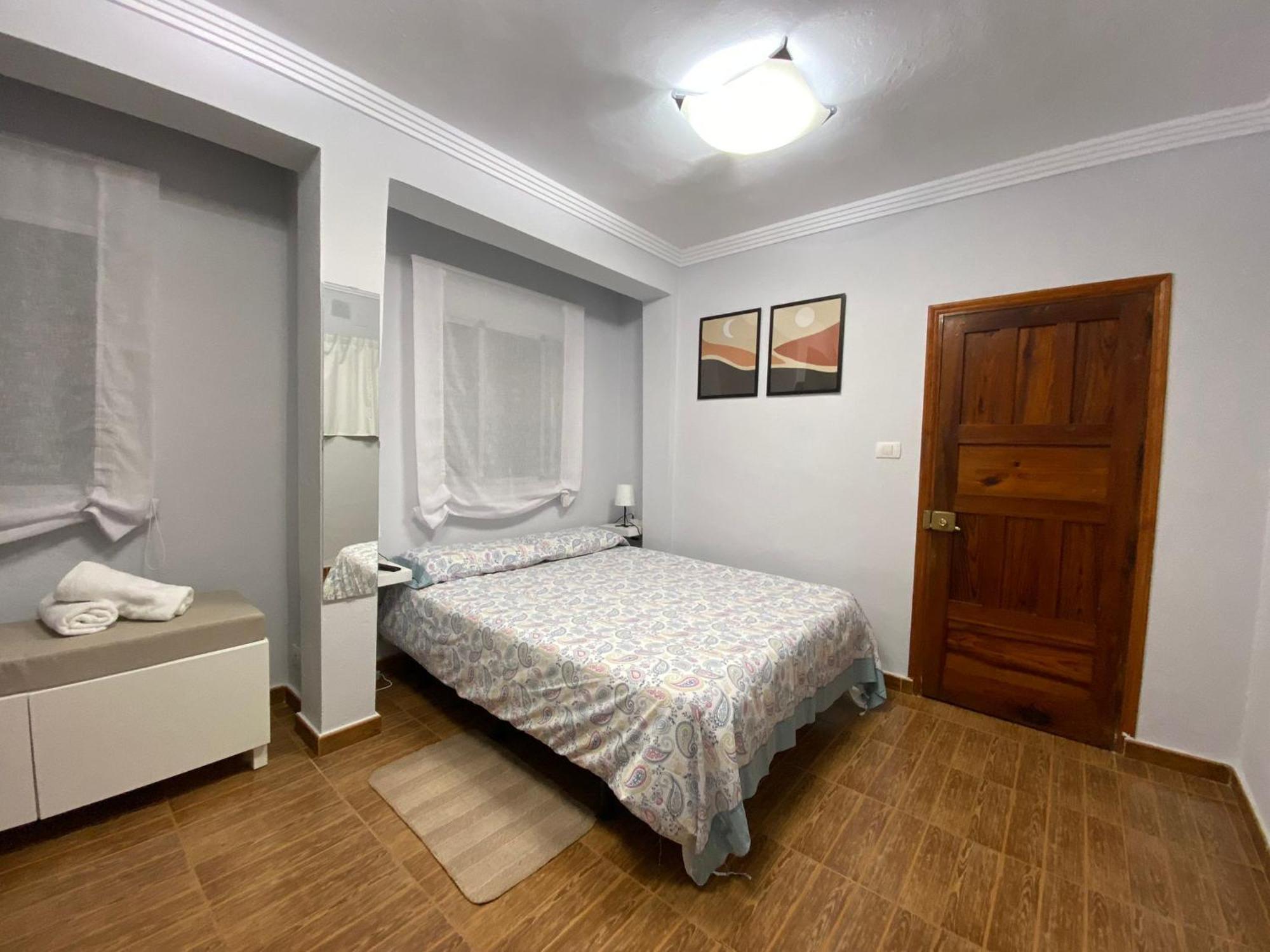 B&B And Apartments El Charco Azul Эль-Риско Номер фото